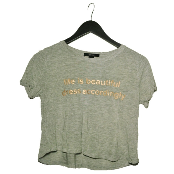 🟪 Forever 21 women's S grey graphic short sleeve high low cropped t-shirt - Picture 1 of 3